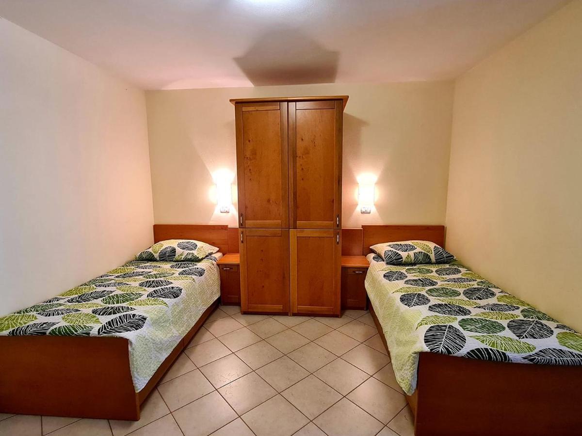 Guest House Kocanija Илирска-Бистрица Экстерьер фото